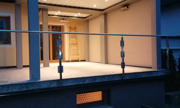 Teraszfedések, pergolák, fedett gépjármű-beállók, előtetők