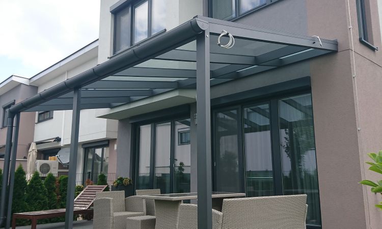 Terrassenüberdachungen, Pergolen, Carports, Vordächer