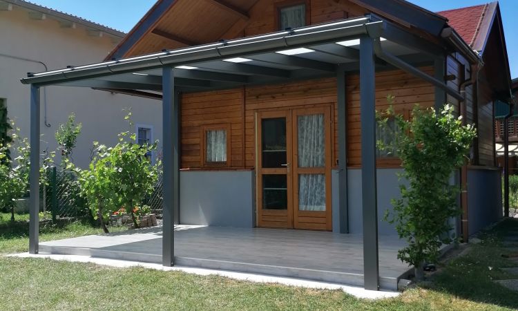 Terrassenüberdachungen, Pergolen, Carports, Vordächer
