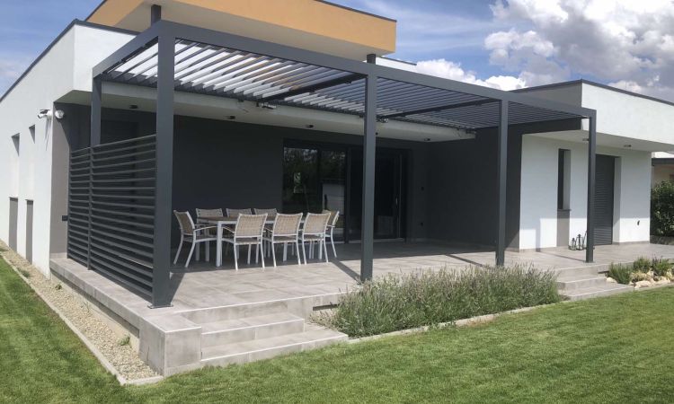 Teraszfedések, pergolák, fedett gépjármű-beállók, előtetők